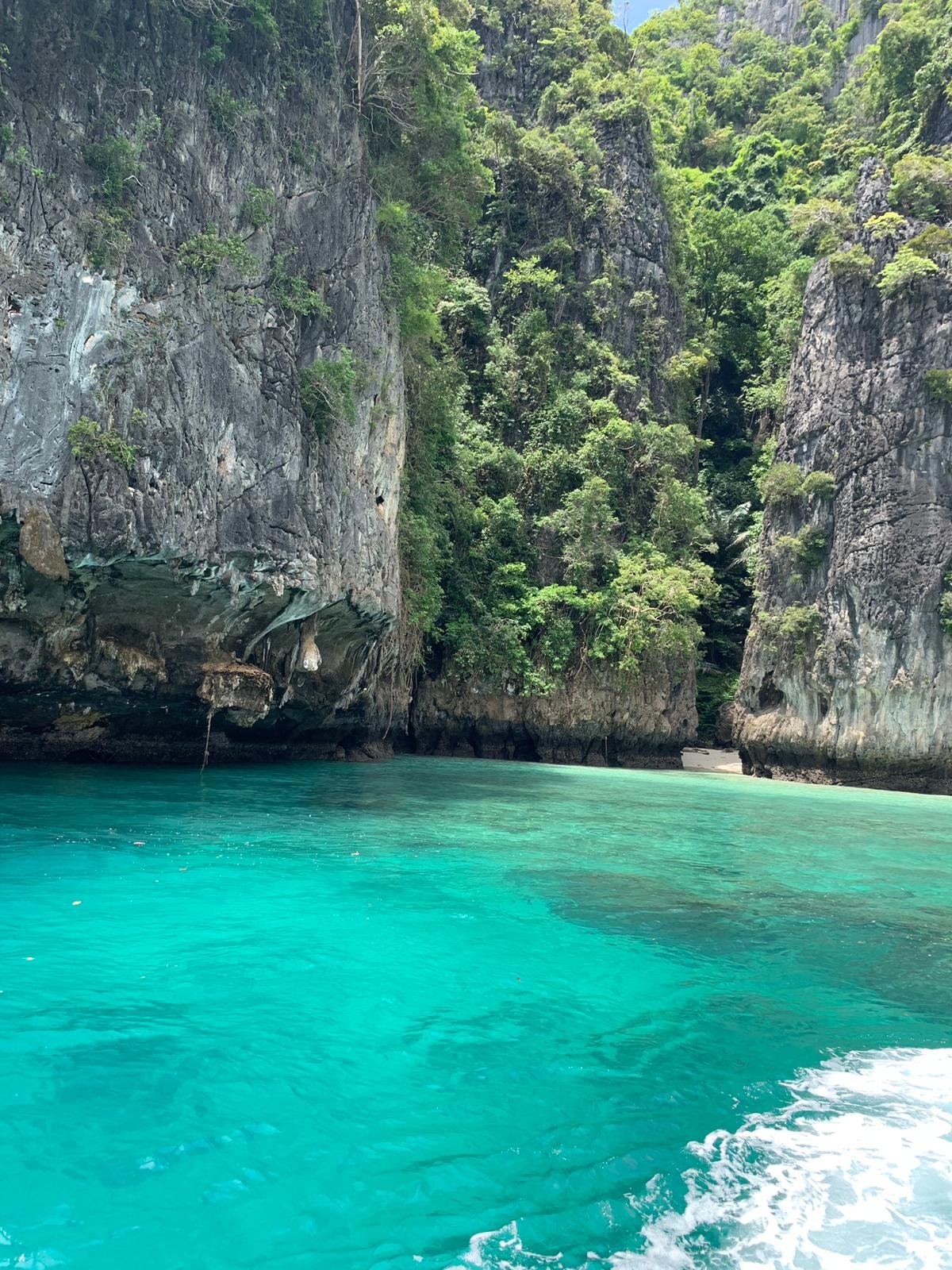 Island Hopping Overview