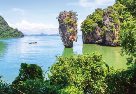 Iconic view of James Bond Island (Ko Tapu) in Phang Nga Bay during a canoe tour from Phuket