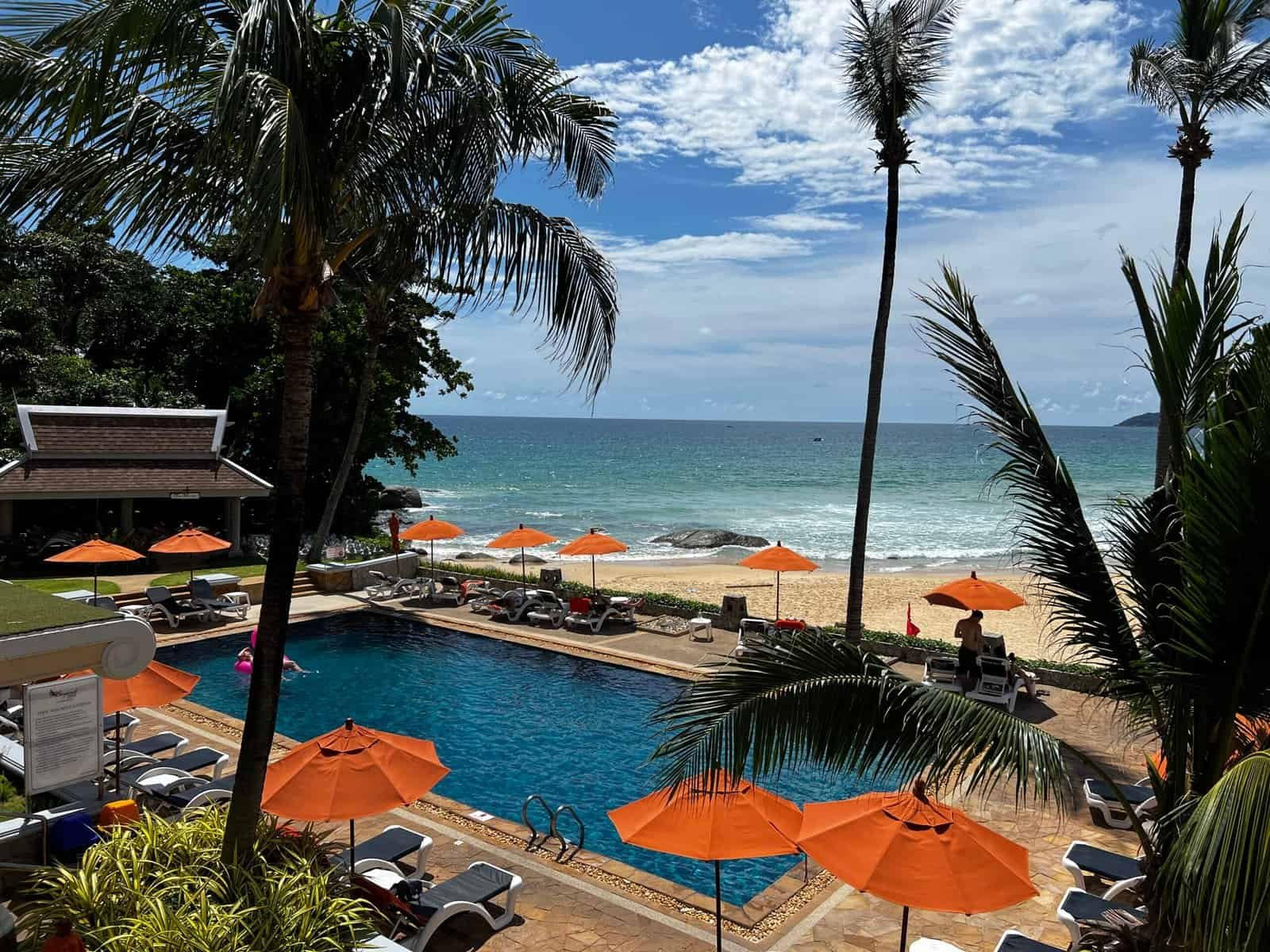 Pool und Strandblick 2. Etage – Beyond Karon Resort