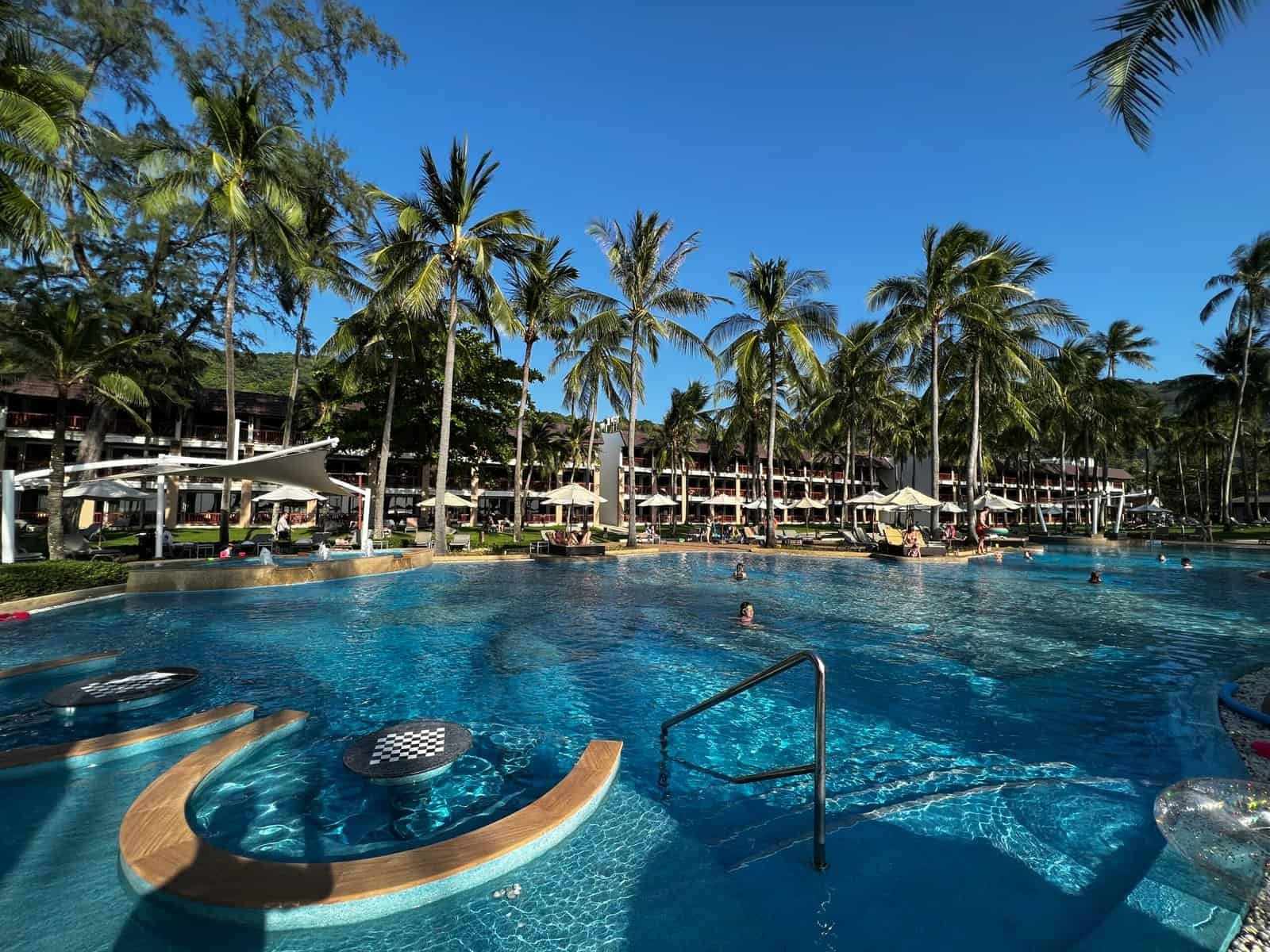 Katathani Phuket Beach Resort