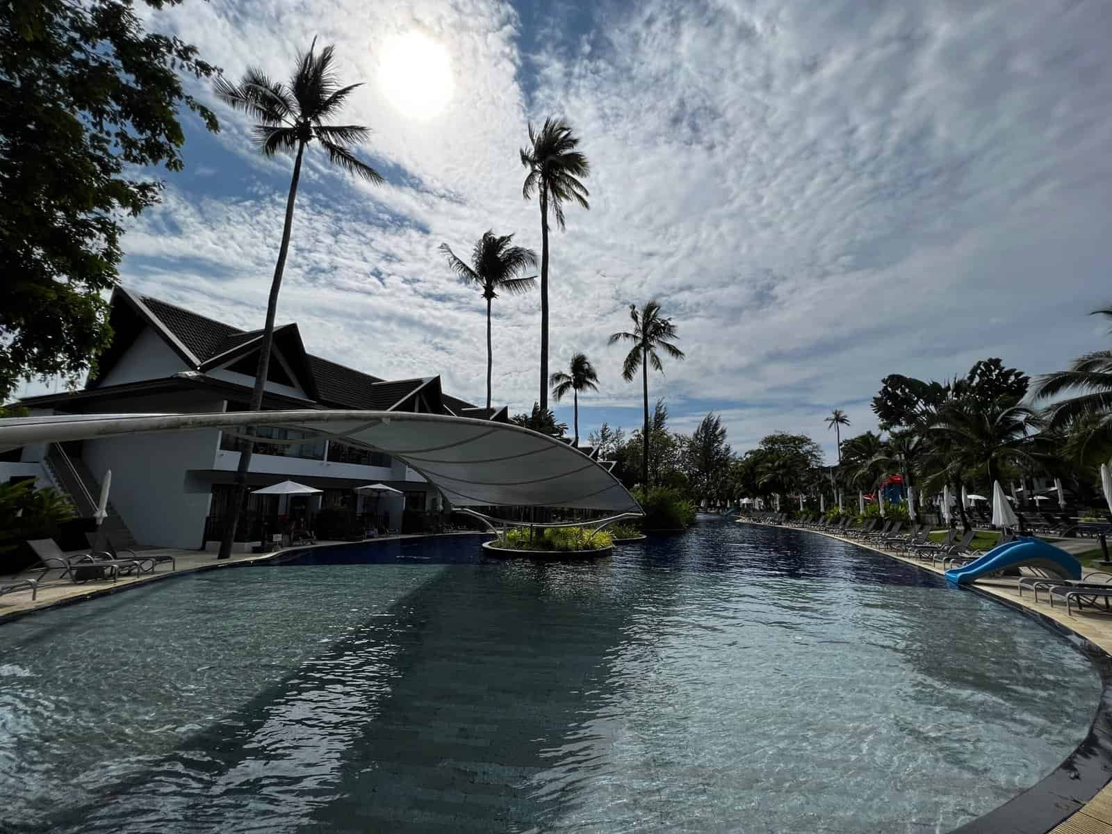 Kinderpool Schatten – Sunwing Kamala Beach