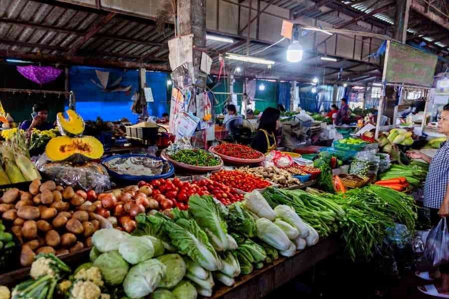 Takua Pa fresh morning market on the Khao Sok Day Tour from Khao Lak